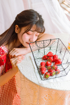 牧原美奈